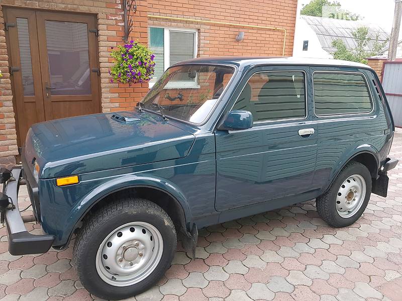 Внедорожник / Кроссовер ВАЗ / Lada 21213 Niva 2004 в Броварах