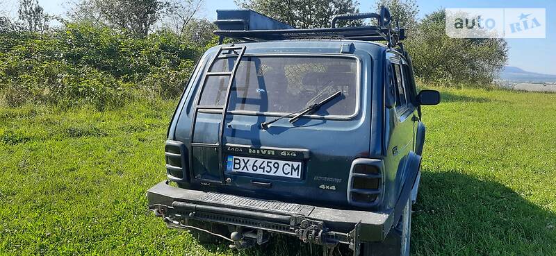 Внедорожник / Кроссовер ВАЗ / Lada 21213 Niva 2004 в Богородчанах