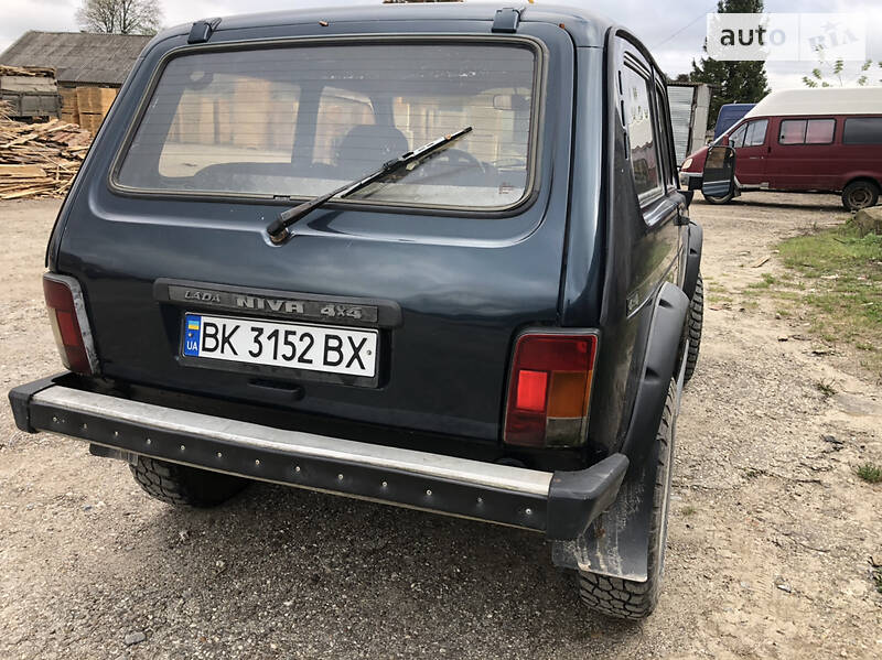 Внедорожник / Кроссовер ВАЗ / Lada 21213 Niva 2002 в Шумске