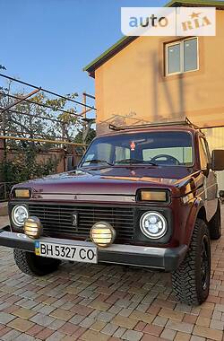 Хэтчбек ВАЗ / Lada 21213 Niva 2003 в Одессе