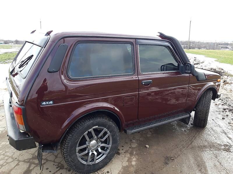 Внедорожник / Кроссовер ВАЗ / Lada 21213 Niva 2004 в Добровеличковке