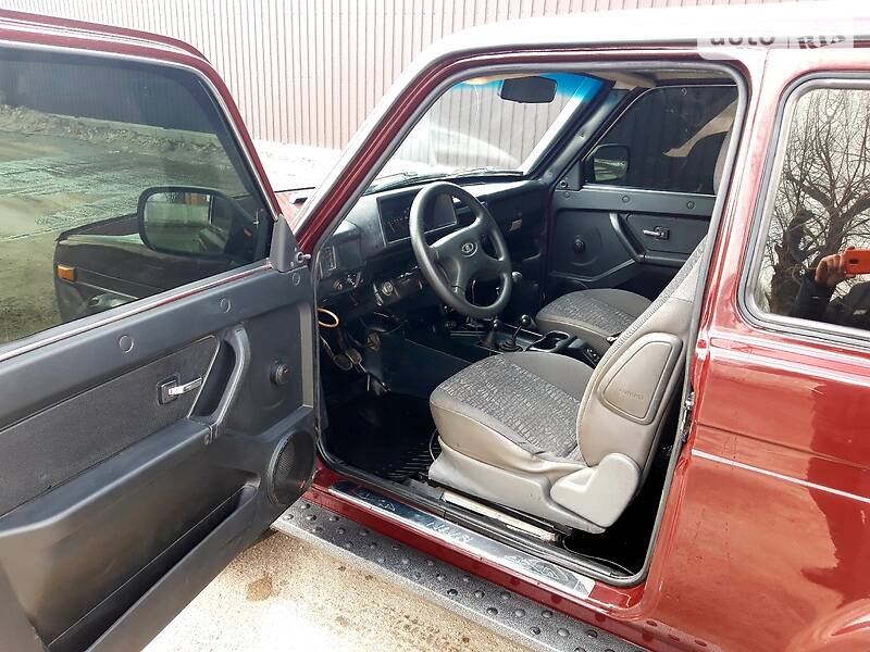 Внедорожник / Кроссовер ВАЗ / Lada 21213 Niva 2004 в Добровеличковке