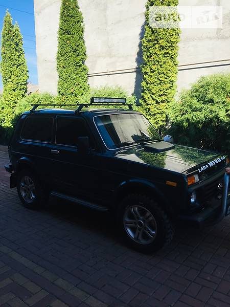 Внедорожник / Кроссовер ВАЗ / Lada 21213 Niva 2002 в Виноградове