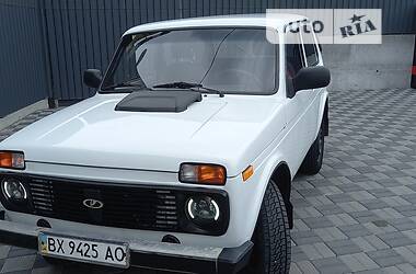 Хэтчбек ВАЗ / Lada 21213 Niva 2000 в Хмельницком