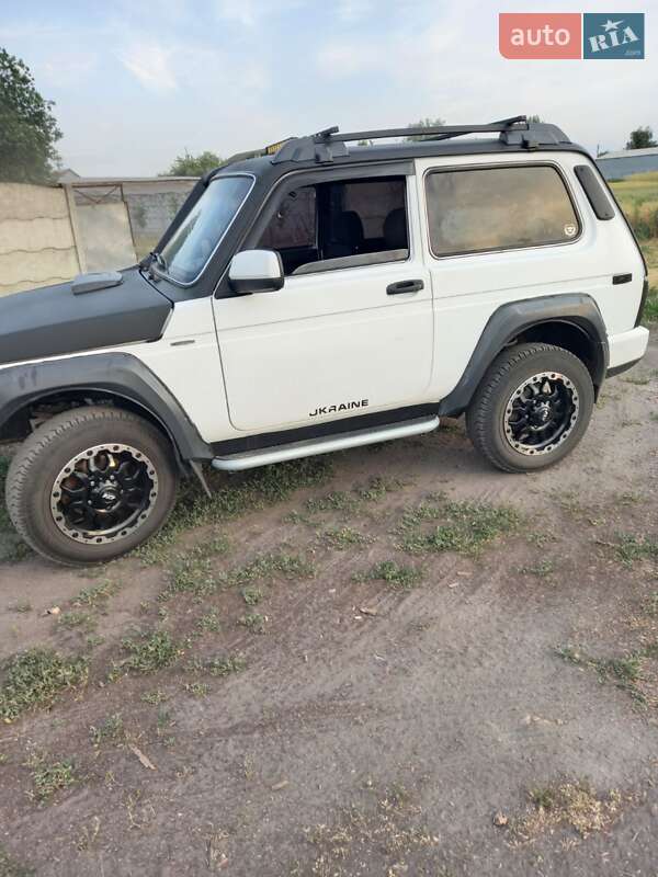 Внедорожник / Кроссовер ВАЗ / Lada 21213 Niva 1995 в Козельщине