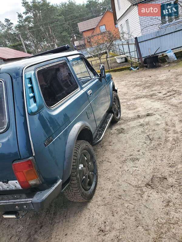 Внедорожник / Кроссовер ВАЗ / Lada 21213 Niva 1996 в Сарнах