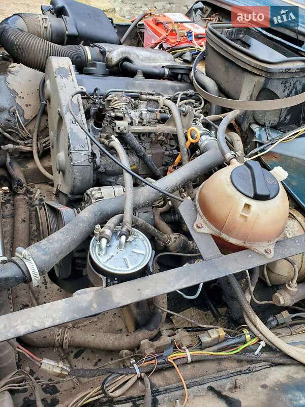 Внедорожник / Кроссовер ВАЗ / Lada 21213 Niva 1996 в Сарнах