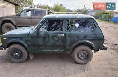 Внедорожник / Кроссовер ВАЗ / Lada 21213 Niva 1996 в Марганце