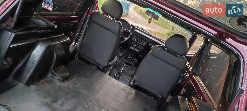 Внедорожник / Кроссовер ВАЗ / Lada 21213 Niva 2002 в Павлограде