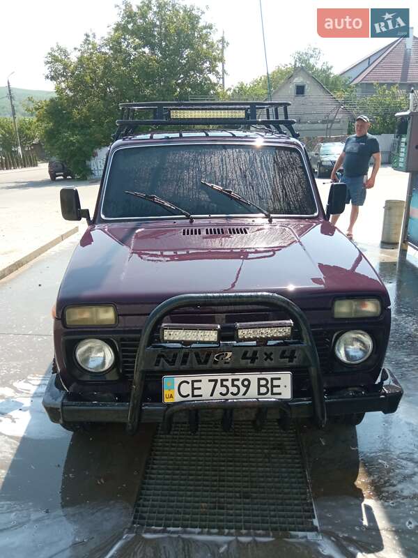 Внедорожник / Кроссовер ВАЗ / Lada 21213 Niva 2004 в Герце