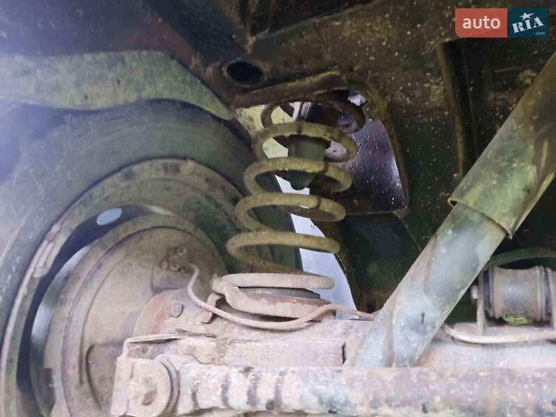 Внедорожник / Кроссовер ВАЗ / Lada 21213 Niva 2002 в Баре фото 20 Внедорожник / Кроссовер ВАЗ / Lada 21213 Niva 2002 в Баре