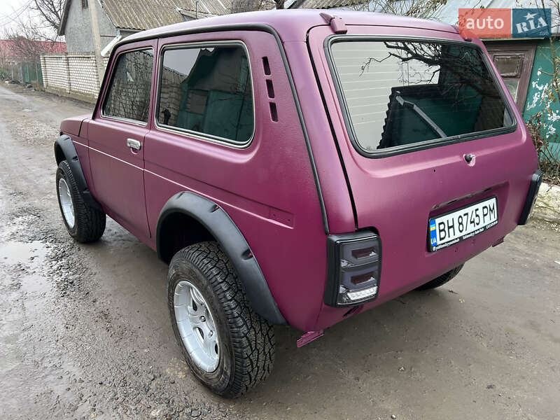 Внедорожник / Кроссовер ВАЗ / Lada 21213 Niva 2004 в Одессе