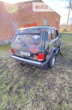 Внедорожник / Кроссовер ВАЗ / Lada 21213 Niva 1999 в Александровке