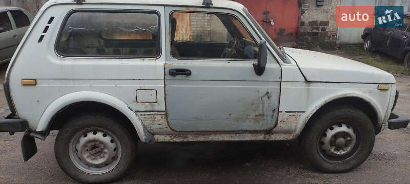 Позашляховик / Кросовер ВАЗ / Lada 21213 Niva 1995 в Запоріжжі