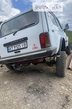 Внедорожник / Кроссовер ВАЗ 21213 Niva 2005 в 