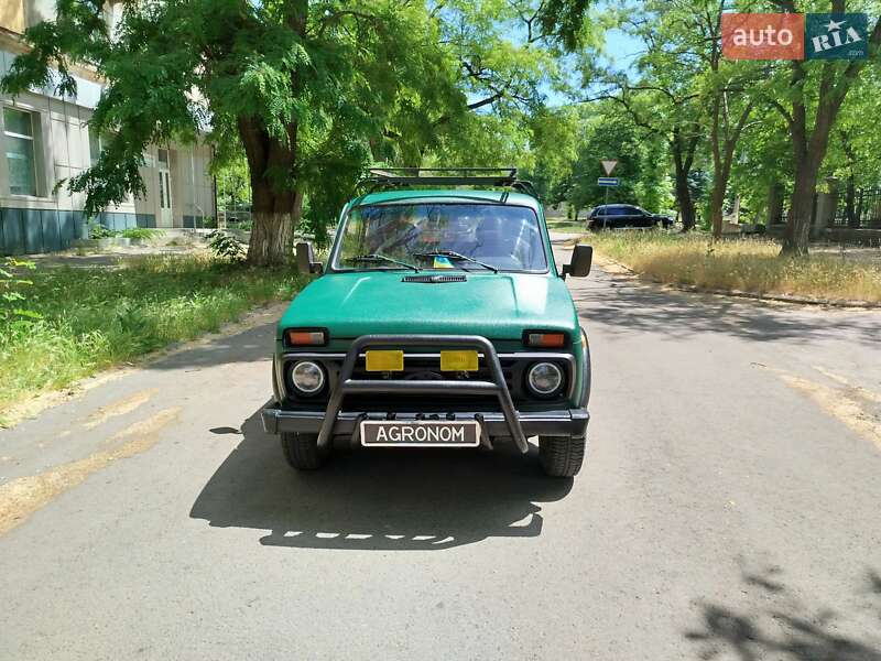 Внедорожник / Кроссовер ВАЗ 21213 Niva 1999 в 