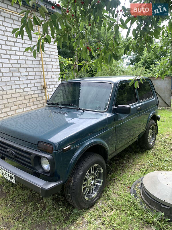 Внедорожник / Кроссовер ВАЗ / Lada 21213 Niva 2000 в Народичах
