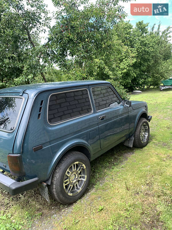 Внедорожник / Кроссовер ВАЗ / Lada 21213 Niva 2000 в Народичах