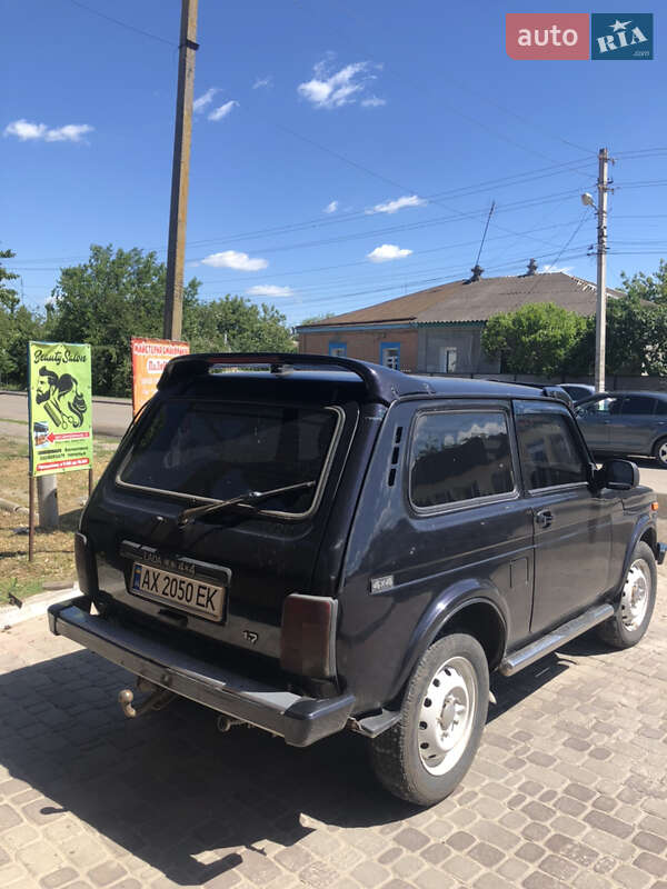 Внедорожник / Кроссовер ВАЗ / Lada 21213 Niva 1997 в Андреевке