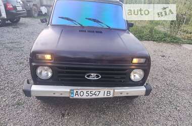 Позашляховик / Кросовер ВАЗ / Lada 21213 Niva 2004 в Тячеві