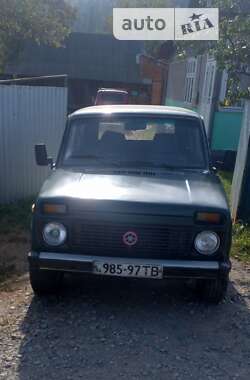 Позашляховик / Кросовер ВАЗ / Lada 21213 Niva 2000 в Делятині