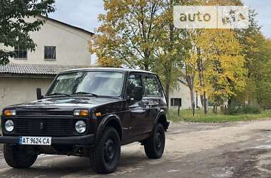 Внедорожник / Кроссовер ВАЗ / Lada 21213 Niva 2002 в Ивано-Франковске