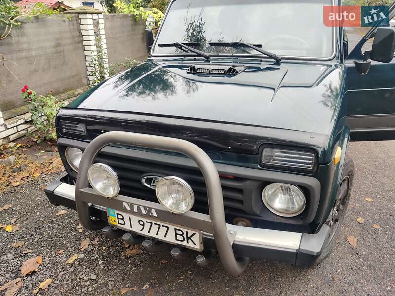 Внедорожник / Кроссовер ВАЗ / Lada 21213 Niva 2005 в Миргороде