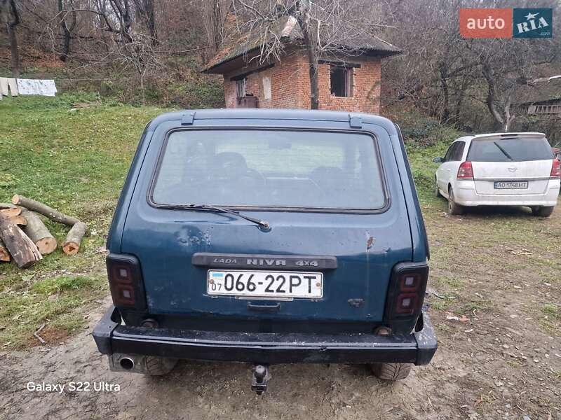Внедорожник / Кроссовер ВАЗ / Lada 21213 Niva 2004 в Ужгороде