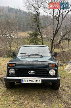 Позашляховик / Кросовер ВАЗ / Lada 21213 Niva 2001 в Косові