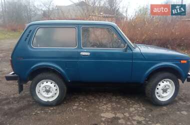 Позашляховик / Кросовер ВАЗ / Lada 21213 Niva 2004 в Чернівцях