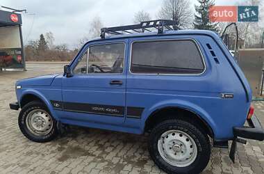 Внедорожник / Кроссовер ВАЗ / Lada 21213 Niva 1992 в Косове