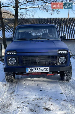 Внедорожник / Кроссовер ВАЗ / Lada 21213 Niva 2004 в Ровно