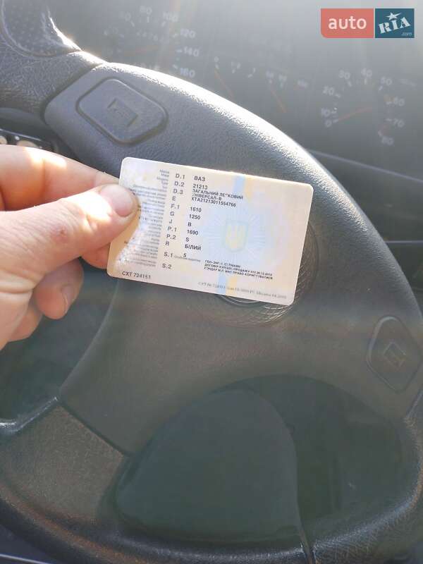 Внедорожник / Кроссовер ВАЗ / Lada 21213 Niva 2001 в Олевске фото 7 Внедорожник / Кроссовер ВАЗ / Lada 21213 Niva 2001 в Олевске