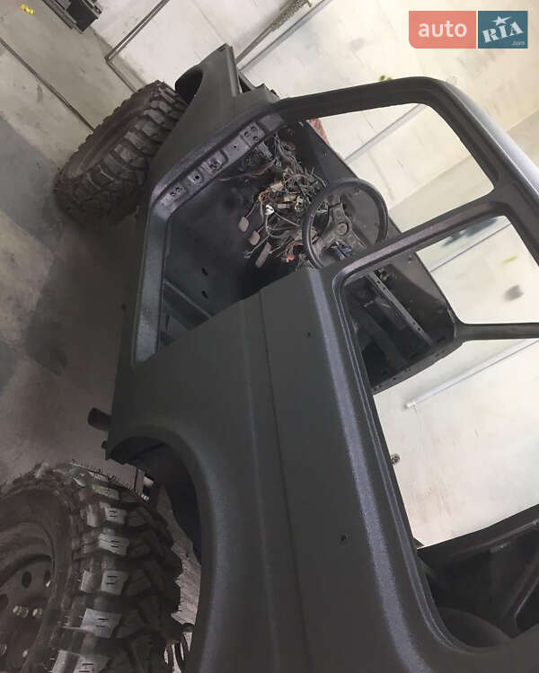 Внедорожник / Кроссовер ВАЗ / Lada 21213 Niva 2002 в Киеве