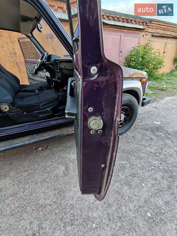 Внедорожник / Кроссовер ВАЗ / Lada 21213 Niva 2005 в Чернигове