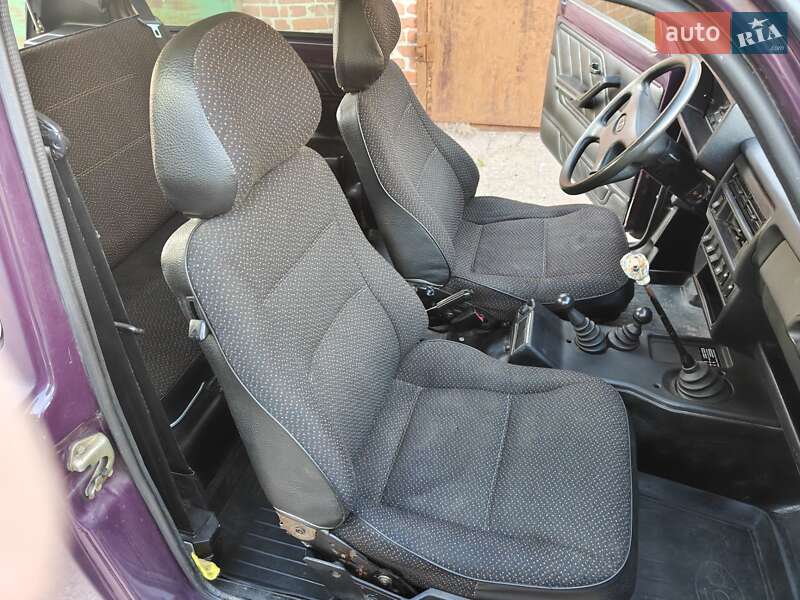 Внедорожник / Кроссовер ВАЗ / Lada 21213 Niva 2005 в Чернигове