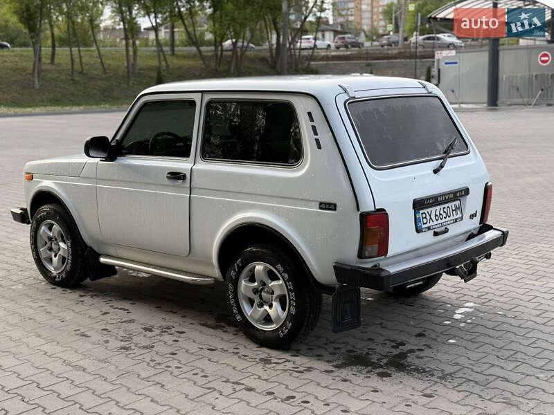 Внедорожник / Кроссовер ВАЗ / Lada 21213 Niva 2002 в Хмельницком