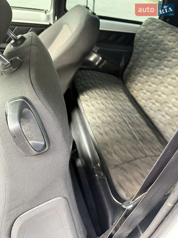 Внедорожник / Кроссовер ВАЗ / Lada 21213 Niva 2002 в Хмельницком