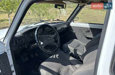 Внедорожник / Кроссовер ВАЗ 21213 Niva 2000 в 