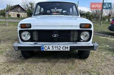 Внедорожник / Кроссовер ВАЗ 21213 Niva 2000 в 