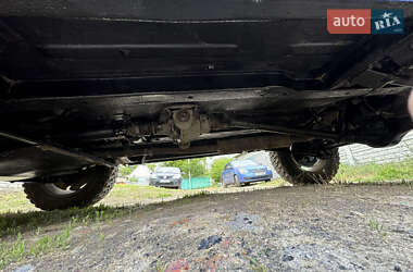 Внедорожник / Кроссовер ВАЗ 21213 Niva 2004 в 