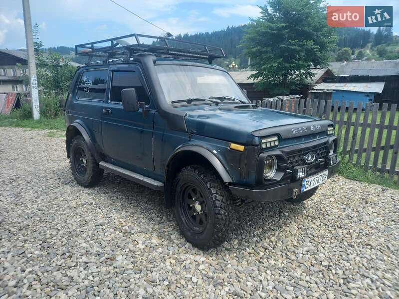 Внедорожник / Кроссовер ВАЗ / Lada 21213 Niva 2005 в Путиле