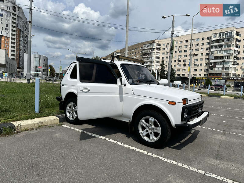 Внедорожник / Кроссовер ВАЗ / Lada 21213 Niva 1997 в Харькове