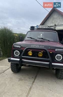 Внедорожник / Кроссовер ВАЗ 21213 Niva 2004 в Хусте