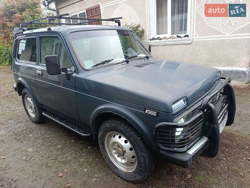 Позашляховик / Кросовер ВАЗ / Lada 21213 Niva 2002 в Бурштині