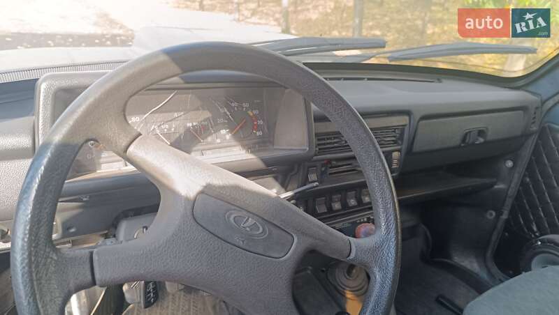 Внедорожник / Кроссовер ВАЗ / Lada 21213 Niva 1995 в Запорожье