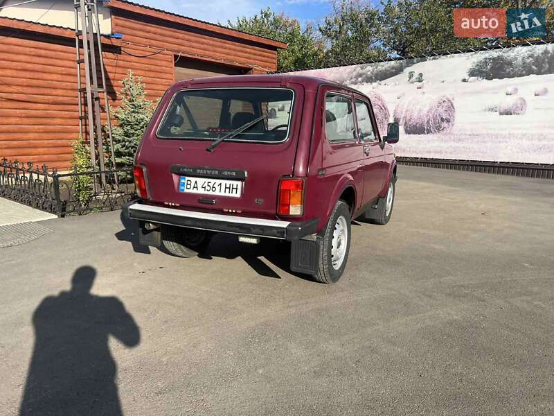 Внедорожник / Кроссовер ВАЗ / Lada 21213 Niva 2003 в Голованевске фото 4 Внедорожник / Кроссовер ВАЗ / Lada 21213 Niva 2003 в Голованевске