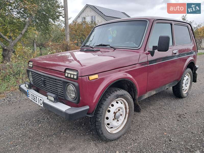 Внедорожник / Кроссовер ВАЗ / Lada 21213 Niva 2004 в Великой Багачке