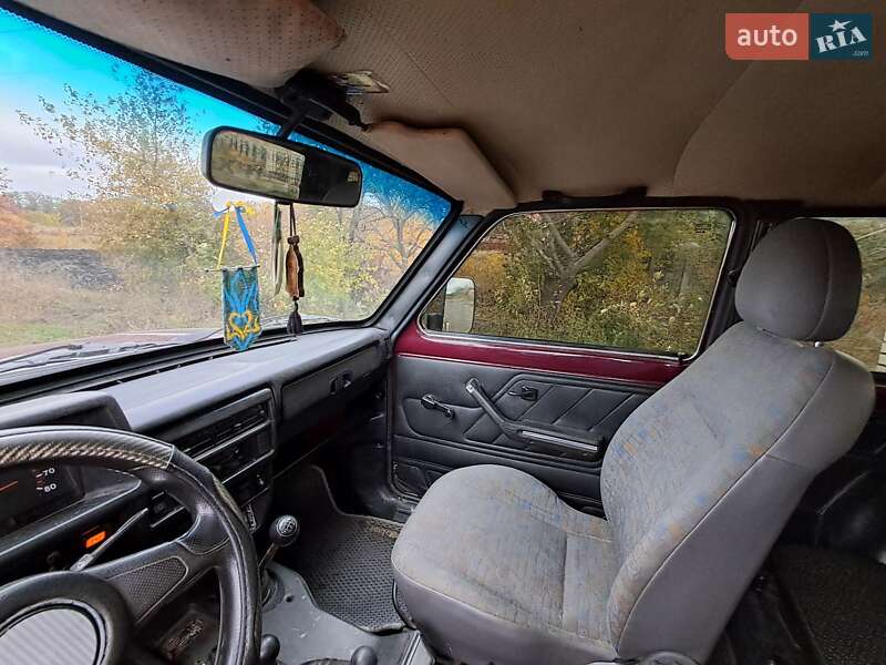 Внедорожник / Кроссовер ВАЗ / Lada 21213 Niva 2004 в Великой Багачке