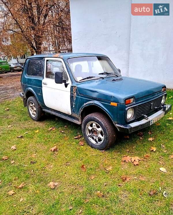Позашляховик / Кросовер ВАЗ / Lada 21213 Niva 2000 в Дергачах фото 2 Позашляховик / Кросовер ВАЗ / Lada 21213 Niva 2000 в Дергачах